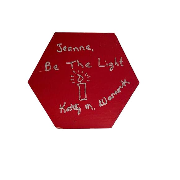 Handmade Red & White Painted Wooden Lighthouse Bird House 10.5" x 4.75" - Picture 8 of 9